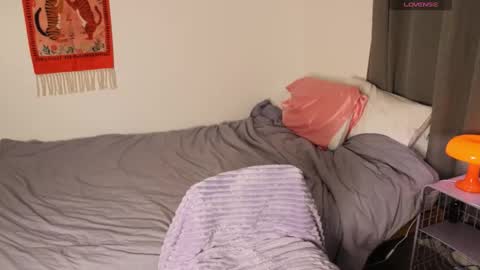 Lucy online show from February 23, 5:45 pm