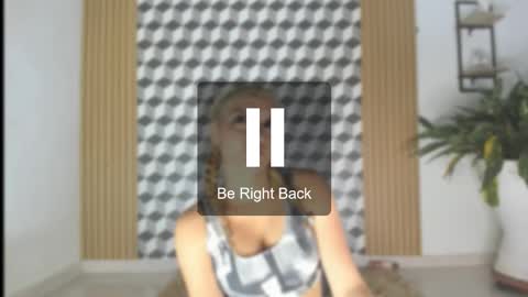 lulu__cute1 online show from December 18, 12:04 am