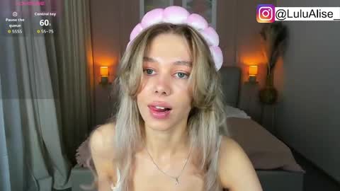 Alise online show from April 4, 1:21 pm