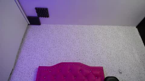 Luly online show from October 15, 4:04 am