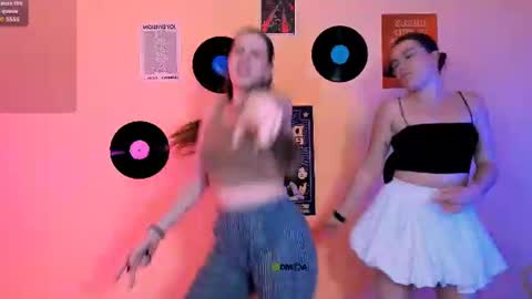 Sweet Lumi online show from June 25, 1:24 pm
