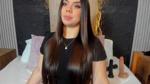 L U N A  online show from July 22, 12:50 pm