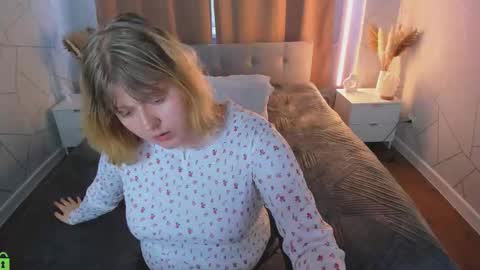 luna online show from March 27, 8:26 am