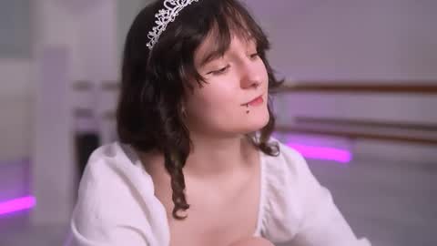 Luna online show from December 18, 8:47 pm