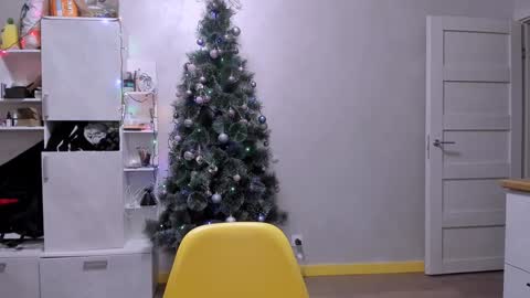 Luna online show from January 17, 5:30 pm