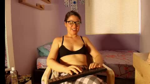 luna_desiree online show from September 23, 2:37 pm