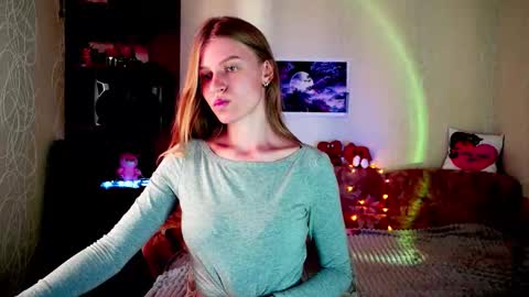 Snapshot of luna_evan chatting on September 17, 8:34 am luna_evan online show from September 17, 8:34 am