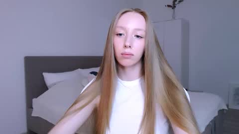 Luna online show from November 24, 10:45 pm