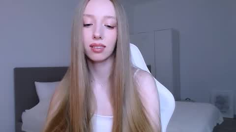 Luna online show from March 30, 9:03 pm