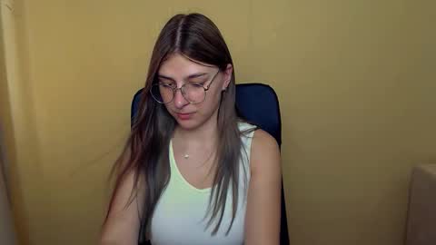 Snapshot of luna_lush_ chatting on September 10, 11:21 am Luna online show from September 10, 11:21 am