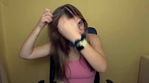 Snapshot of luna_lush_ chatting on September 24, 1:21 pm Luna online show from September 24, 1:21 pm