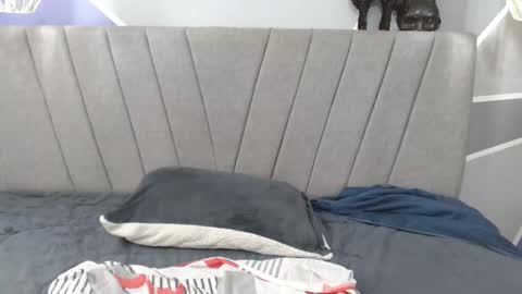 Luna  online show from February 5, 5:38 pm