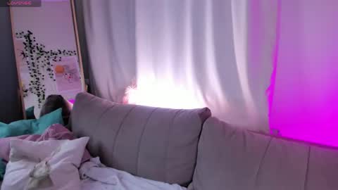 Luna online show from April 15, 11:11 am