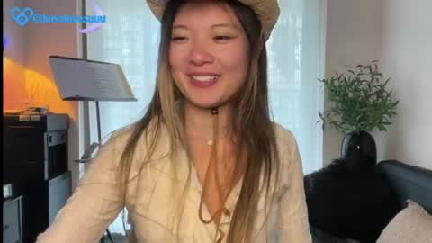 Luna online show from April 15, 1:28 am