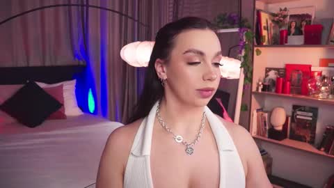 Luna  next streams Mon Tue Fri Sat Sun 8pm-5am gmt0 online show from February 9, 8:34 pm