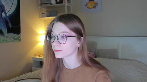 Snapshot of lunar_sofia chatting on January 10, 7:57 am Sofia online show from January 10, 7:57 am