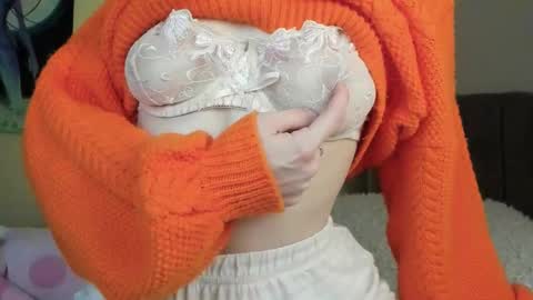 Snapshot of lunar_sofia chatting on October 14, 3:14 pm Sofia online show from October 14, 3:14 pm