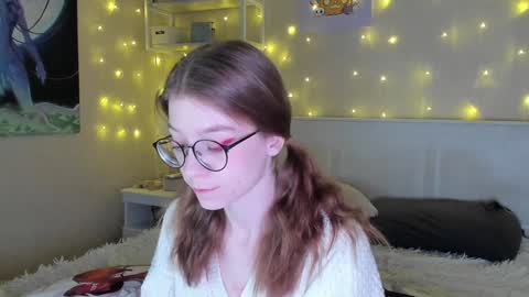 Snapshot of lunar_sofia chatting on January 14, 7:43 pm Sofia online show from January 14, 7:43 pm