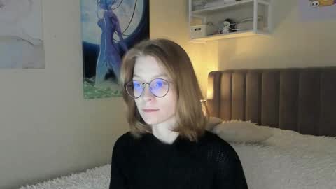 Snapshot of lunar_sofia chatting on September 9, 1:33 pm Sofia online show from September 9, 1:33 pm