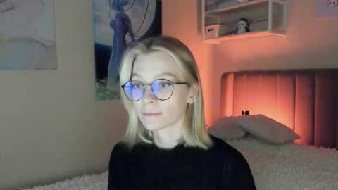 Snapshot of lunar_sofia chatting on September 29, 1:38 pm Sofia online show from September 29, 1:38 pm