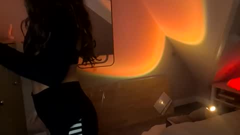 Lunaveil online show from October 9, 10:47 pm