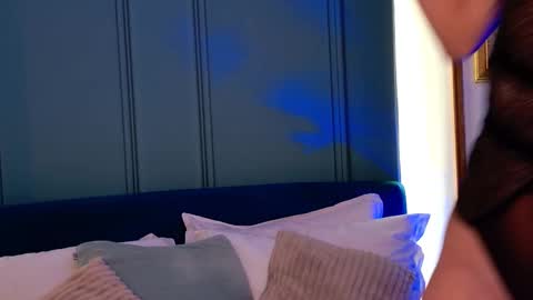 Luna online show from November 18, 5:41 am