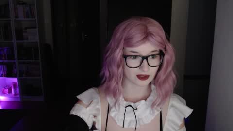 LunaXcherry online show from March 19, 5:50 pm