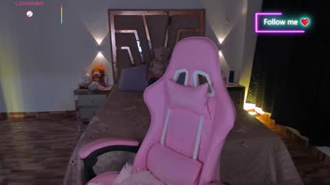 LUNA ROSE online show from March 25, 4:06 am