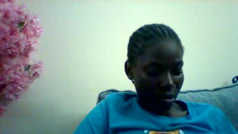 Snapshot of luo_queen chatting on September 25, 10:51 pm luo_queen online show from September 25, 10:51 pm