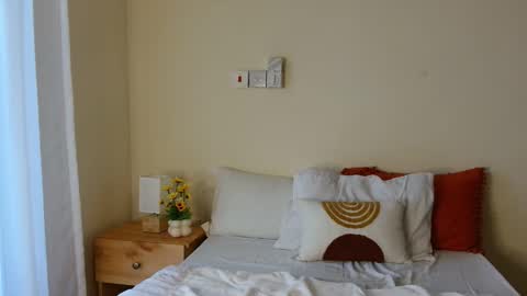 Karly    follow for next broadcast updates kisses online show from November 5, 2:11 pm