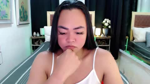 Trina online show from January 21, 1:39 am