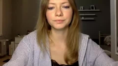 Millie online show from March 3, 9:54 pm