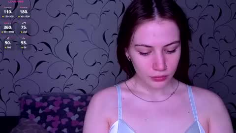 luxewyvern online show from April 9, 6:35 pm