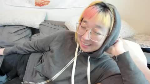 LuxGray online show from December 9, 6:14 pm