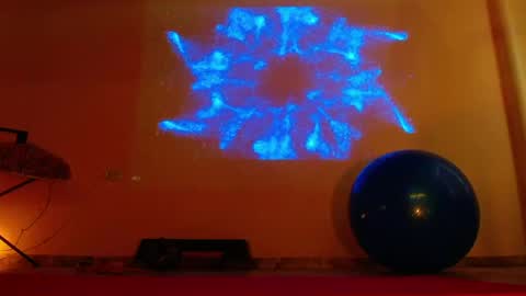 Liss online show from April 15, 4:18 pm