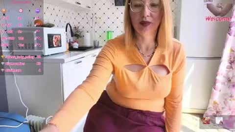 lybava online show from April 14, 10:15 am