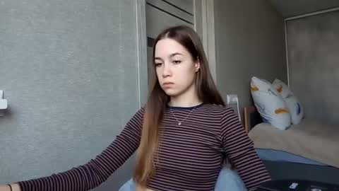 Mia online show from January 14, 4:17 am