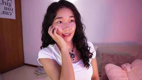 Lyhana Lee online show from November 9, 4:47 pm