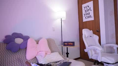 Lyhana Lee online show from November 20, 3:13 pm