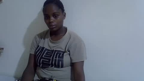 lyn_anna online show from March 19, 7:18 pm