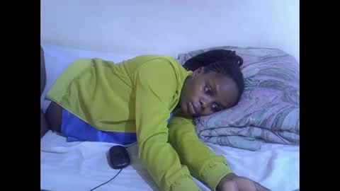 lyn_anna online show from March 29, 6:45 am