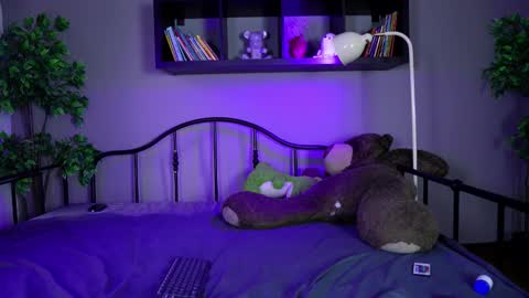 Lynx and Sun  online show from February 25, 8:40 pm