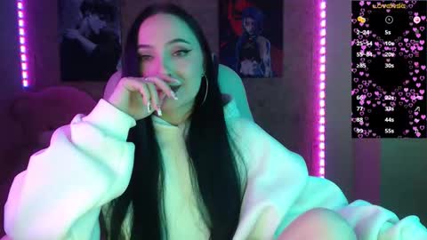 Melissa online show from September 25, 11:57 pm