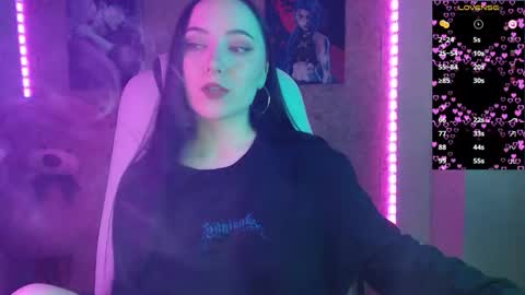 Melissa online show from October 3, 10:48 pm