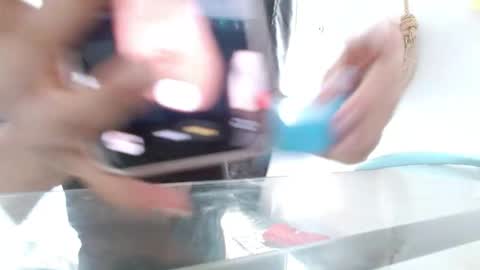 maaddy_thompson online show from April 19, 6:21 pm