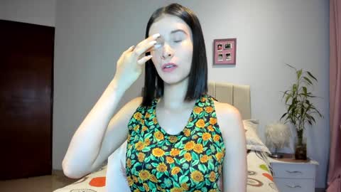 Snapshot of macarena_vallejo_ chatting on January 29, 1:58 am Macarena online show from January 29, 1:58 am