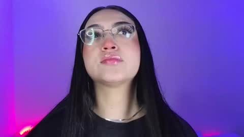 Snapshot of maddyghost chatting on September 22, 6:17 pm Please followme and rate me your thumbs up online show from September 22, 6:17 pm