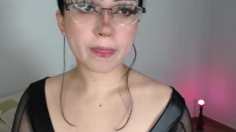   Please followme and rate me your thumbs up online show from January 13, 9:41 pm