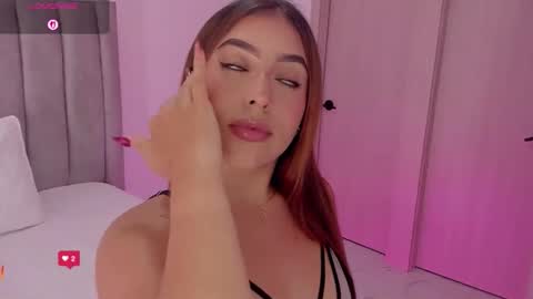 Lina  online show from March 25, 6:55 pm