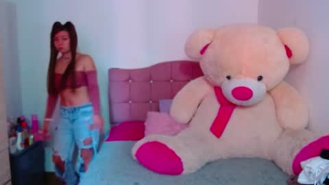 madelen_2 online show from July 31, 9:05 pm